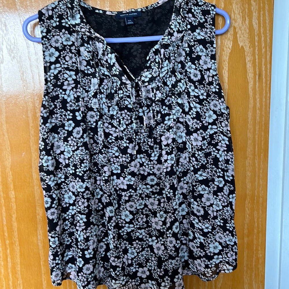 Tommy Hilfiger black with pink & white floral top